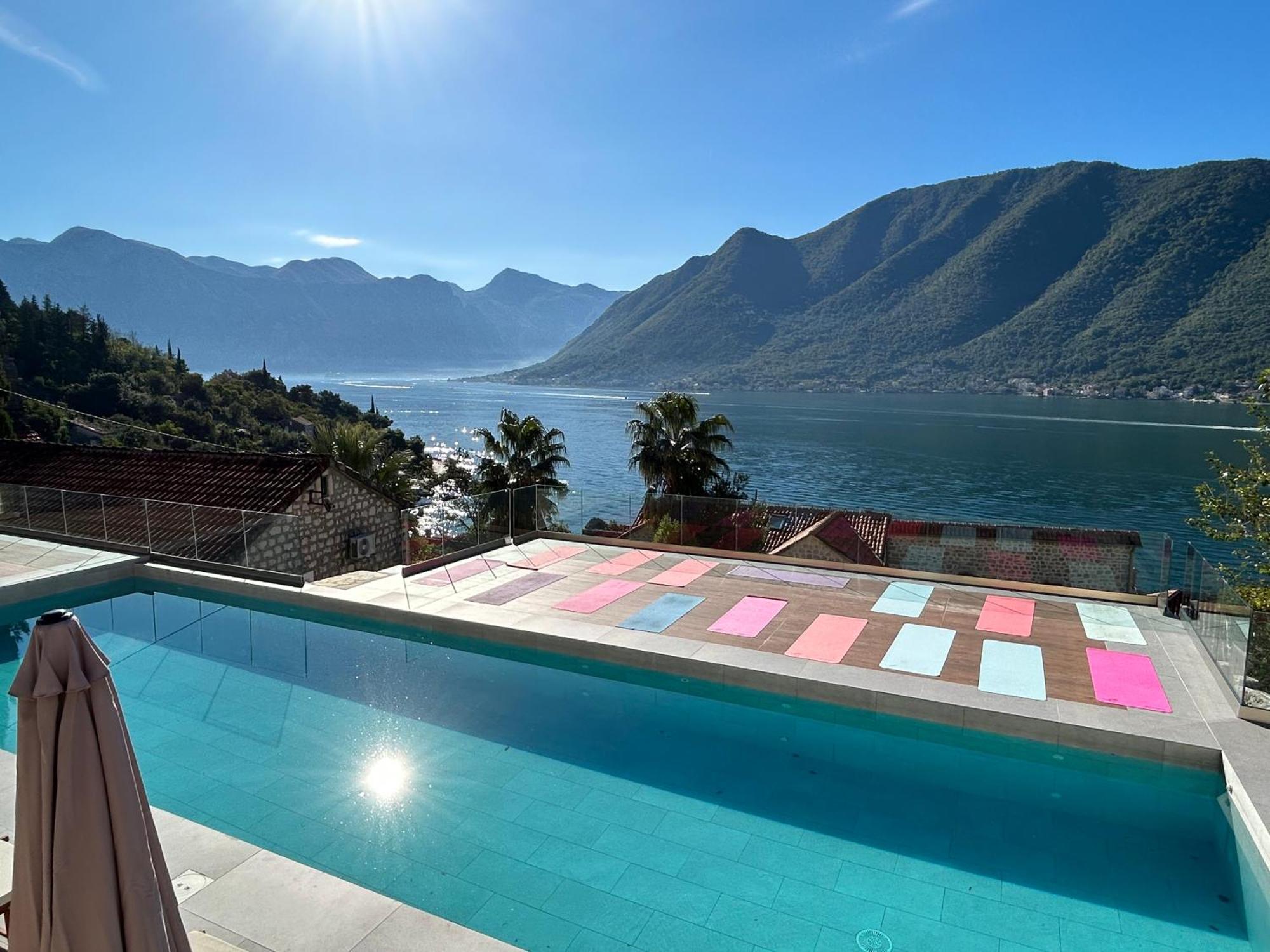 Guesthouse Mrshe Palace Perast Exterior foto
